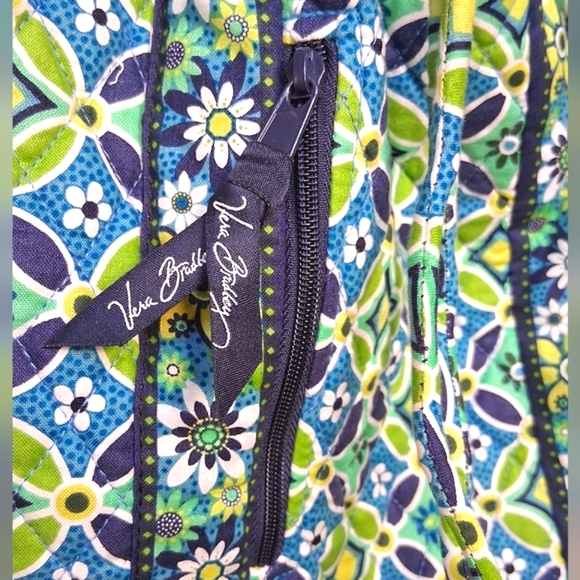 VERA BRADLEY Daisy Floral Quilt Drawstring Backpack Bag main image 7